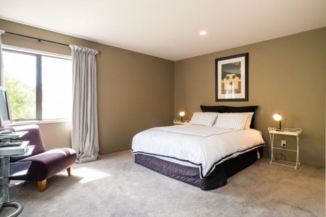Photo of property in 64 Greenwood Road, Havelock North, 4130
