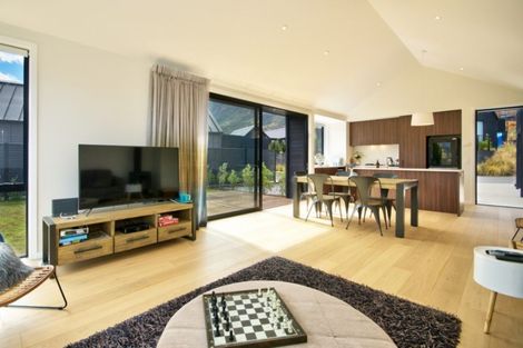 Photo of property in 19 Mckenzies Shute, Jacks Point, Queenstown, 9371