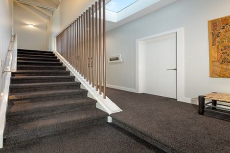 Photo of property in 6 Tiri Road, Milford, Auckland, 0620
