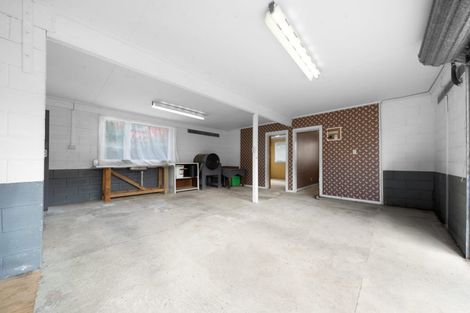 Photo of property in 60 Bays Road, Orere Point, Papakura, 2585