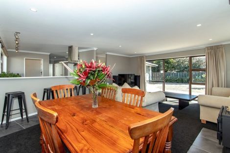 Photo of property in 9 Gilmour Place, Taradale, Napier, 4112