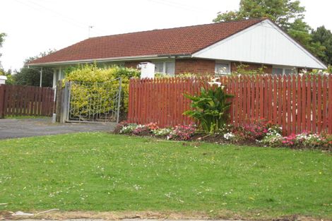 Photo of property in 13 Hinau Road, Mangere Bridge, Auckland, 2022