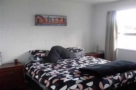 Photo of property in 8a/3 Christie Crescent, Havelock North, 4130