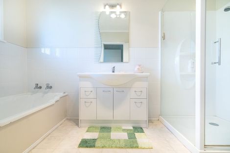 Photo of property in 1/27 Nui Mana Place, Te Atatu South, Auckland, 0610