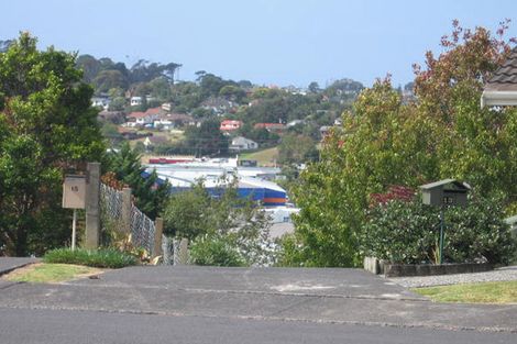 Photo of property in 15 Celeste Place, Totara Vale, Auckland, 0627