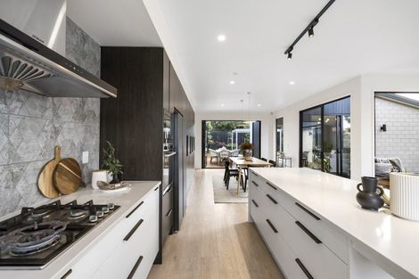 Photo of property in 102 Moffat Road, Bethlehem, Tauranga, 3110
