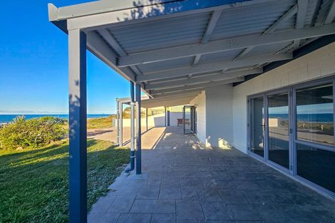 Photo of property in 233 Pukehina Parade, Pukehina, 3189