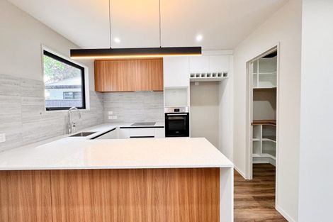 Photo of property in 7 Akoranga Place, Hornby, Christchurch, 8042