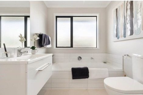 Photo of property in 45 Rorotu Avenue, Karaka, 2113