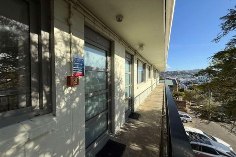 Photo of property in 8/4 Derby Street, Mount Victoria, Wellington, 6011