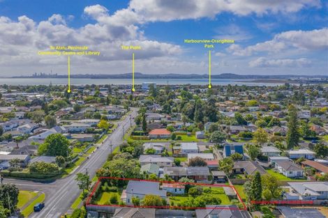 Photo of property in 72 Taikata Road, Te Atatu Peninsula, Auckland, 0610