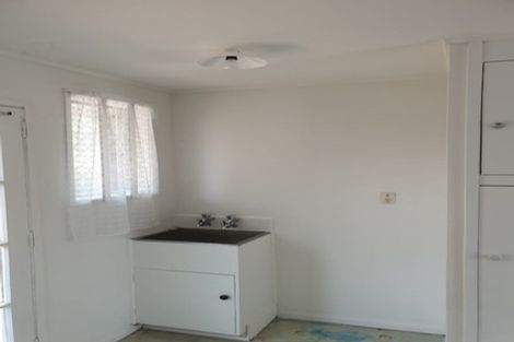 Photo of property in 2/88a East Tamaki Road, Papatoetoe, Auckland, 2025