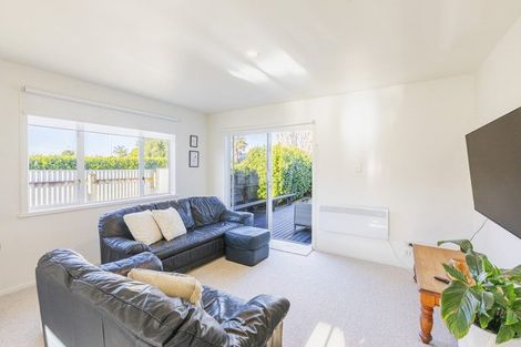 Photo of property in 1/11 Chester Street, Taradale, Napier, 4112