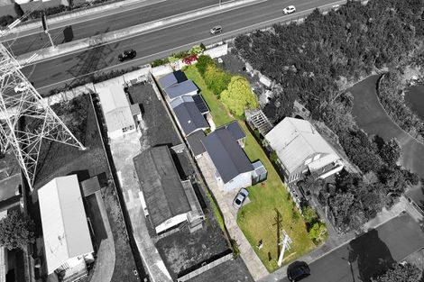 Photo of property in 3 Huruhuru Road, Massey, Auckland, 0614