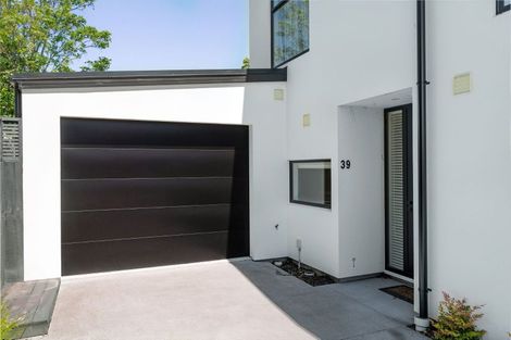Photo of property in 39 Champion Street, Edgeware, Christchurch, 8013