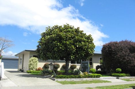 Photo of property in 10 Fergusson Street, Stoke, Nelson, 7011