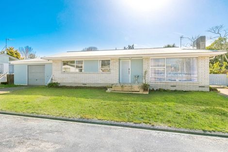 Photo of property in 21 Brookbank Place, Glenview, Hamilton, 3206