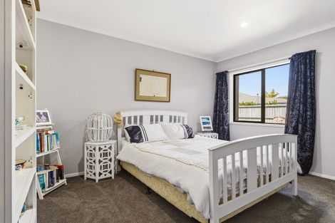 Photo of property in 27 Somerton Drive, Huntington, Hamilton, 3210