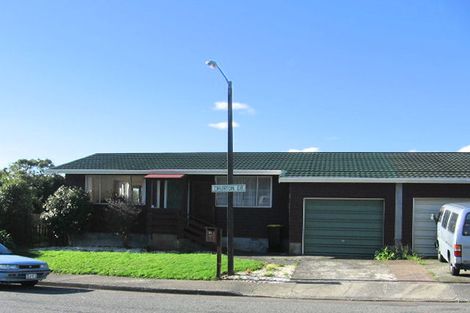 Photo of property in 54 Churton Drive, Churton Park, Wellington, 6037