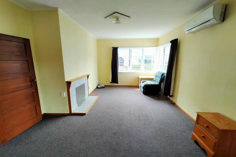 Photo of property in 12 Kauri Street, Roslyn, Palmerston North, 4414