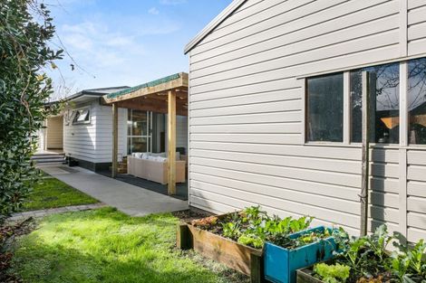 Photo of property in 2 Emily Street, Riverdale, Gisborne, 4010