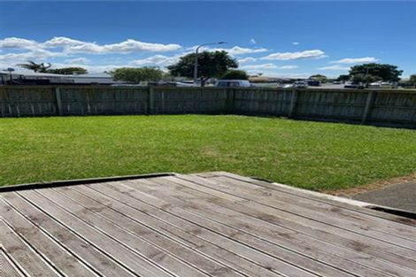 Photo of property in 1/61 Templeton Place, Clendon Park, Auckland, 2103