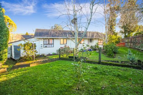 Photo of property in 12 St Catherine Crescent, West Harbour, Auckland, 0618