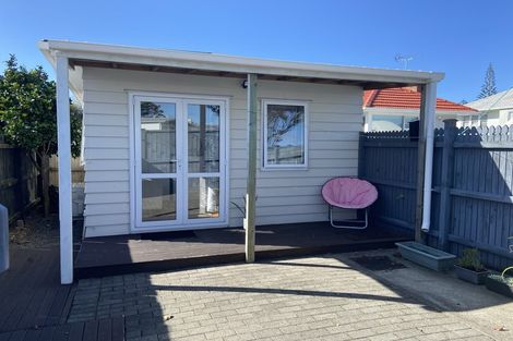 Photo of property in 159 Birkdale Road, Birkdale, Auckland, 0626