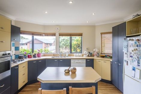 Photo of property in 38 Lorna Irene Drive, Raumati South, Paraparaumu, 5032