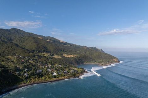 Photo of property in 37 Whaanga Road, Raglan, 3297