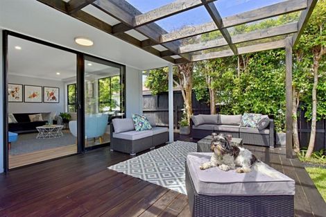 Photo of property in 174 Solar Road, Glen Eden, Auckland, 0602