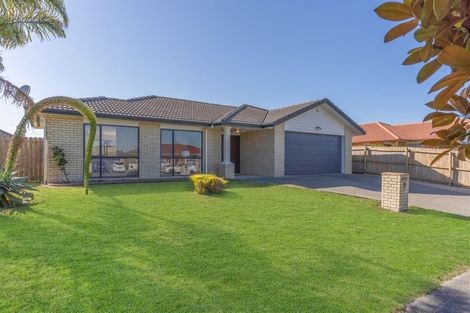 Photo of property in 27 Donegal Park Drive, Flat Bush, Auckland, 2019