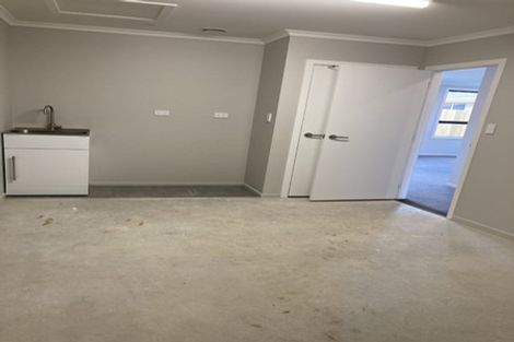 Photo of property in 49u2 Holland Road, Fairfield, Hamilton, 3214