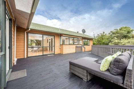 Photo of property in 11 Queen Natalie Place, Massey, Auckland, 0614