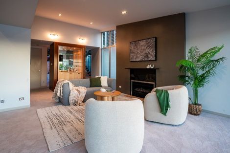 Photo of property in 26 The Crescent, Roseneath, Wellington, 6011