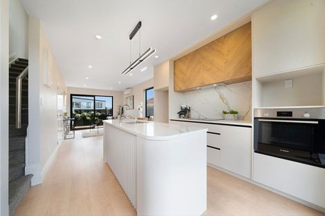 Photo of property in 14 Akehurst Avenue, New Lynn, Auckland, 0600