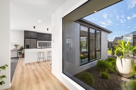 Photo of property in 11 Letitia Street, Burwood, Christchurch, 8083