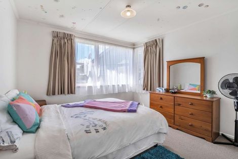 Photo of property in 14 Antrim Place, Hokowhitu, Palmerston North, 4410