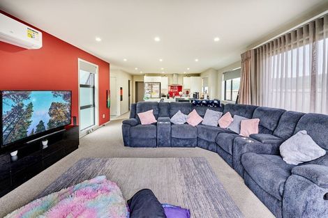 Photo of property in 99 Meremere Street, Wainuiomata, Lower Hutt, 5014