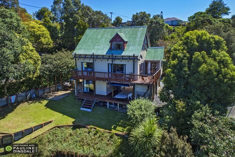 Photo of property in 35 Commins Road, Onerahi, Whangarei, 0110