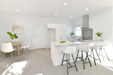 Photo of property in 17a Hatton Road, Orewa, 0931