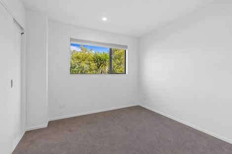 Photo of property in 56 Raupeti Lane, Henderson, 0612