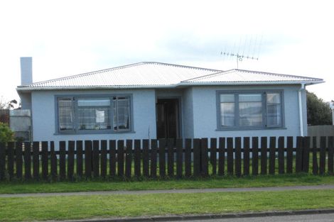 Photo of property in 3 Manuka Street, Castlecliff, Whanganui, 4501