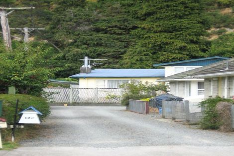 Photo of property in 12c Lane Street, Wallaceville, Upper Hutt, 5018