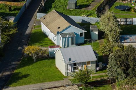 Photo of property in 2a Macky Street, Taita, Lower Hutt, 5011