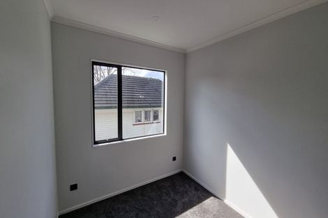 Photo of property in 425f Great South Road, Opaheke, 2113
