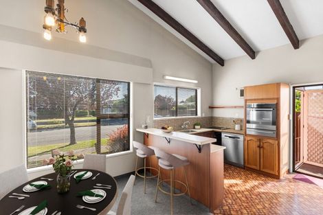 Photo of property in 147 Warren Crescent, Hillmorton, Christchurch, 8025