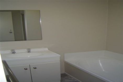 Photo of property in 10 George Street, Thorndon, Wellington, 6011