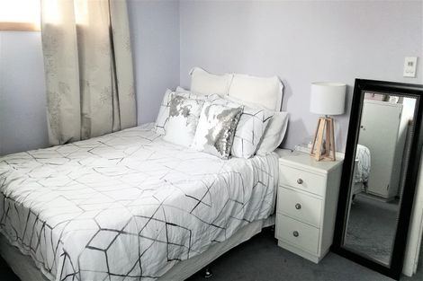 Photo of property in 27 Statesman Street, Henderson, Auckland, 0612