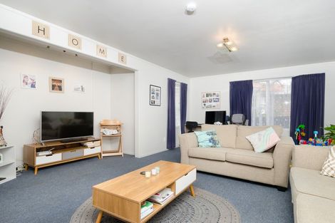 Photo of property in 1 Cushla Place, Massey, Auckland, 0614